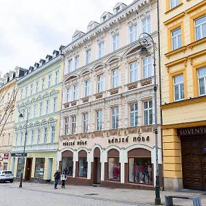  Apartment Th